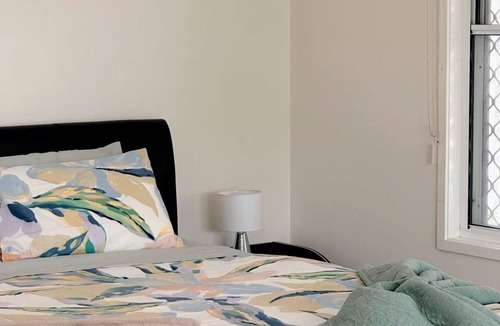 Coopers Plains House | Cityside retreat by QEII&QSAC