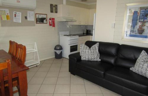 Melville Apartment | Clan Ranald Holiday Unit 2