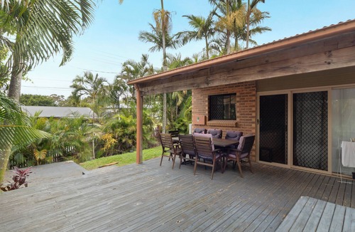 Wellington Point House | Classy Resort Feel home with Pool