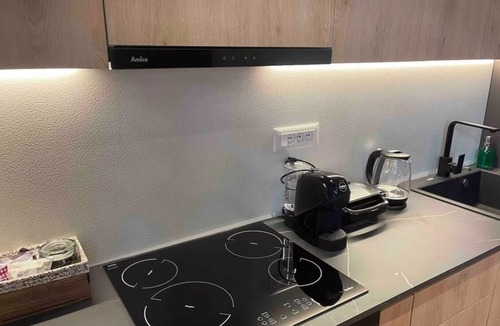 Kashar Apartment | Cloud 9 "Sunset Apartment", Bllok Area, Tirane, Albania