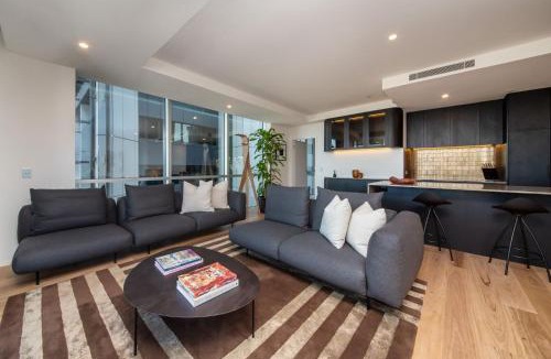 Melbourne Central Business District Apartment | Cloud Nine with Pool Gym and inner city parking for two cars