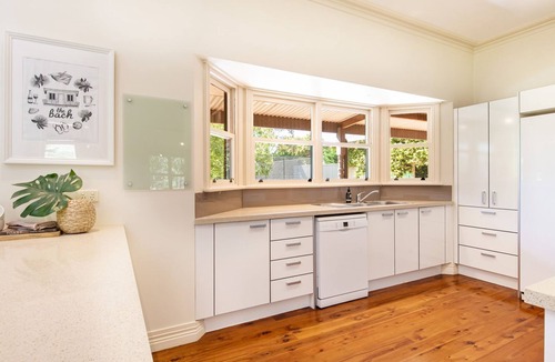 Somerville House | Clover Estate with Tennis Court