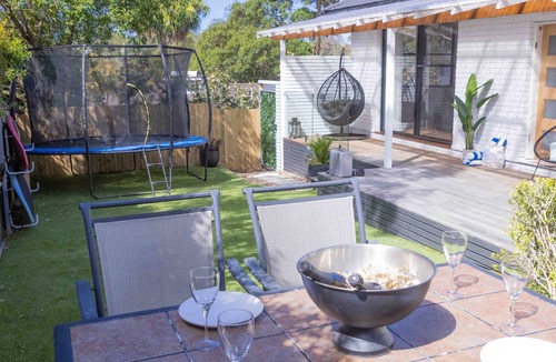 Bayview House | Coastal 3 Bedroom House With Private Oasis