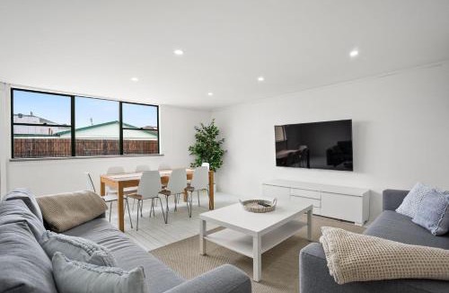 Windang House | Coastal Blue