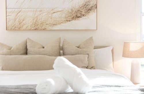 Budgewoi House | Coastal Cove