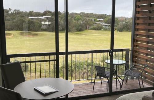 Fingal Resort | Coastal Cove Suite - with heated pool near Hot Springs & Golf