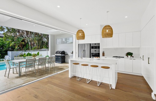 Cronulla House | Coastal family haven with private pool and walking distance to beach.