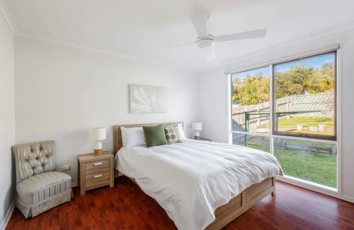 Tootgarook House | Coastal Grove - Sunlit Stay near Beach and Hot Springs
