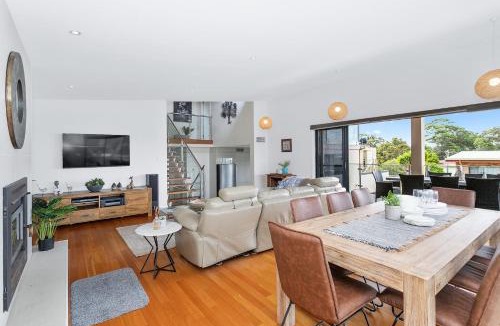 Mollymook House | Coastal Serenity on Mollymook