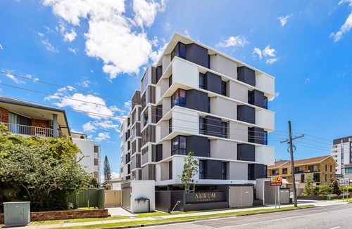 Bilinga Apartment | Coastal Souls 2 bedroom unit on Kirra Beach
