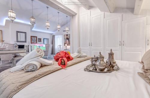 Old Town Apartment | Coconella Suite