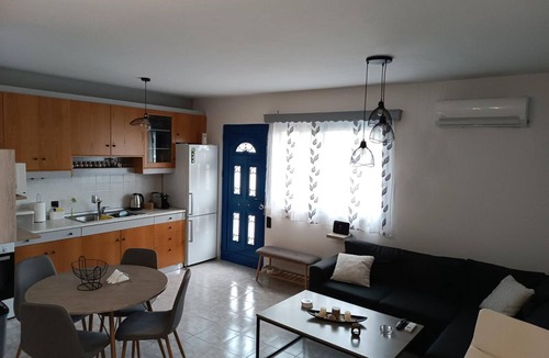 Filerimos Apartment | Comfortable Accommodation Near the Airport