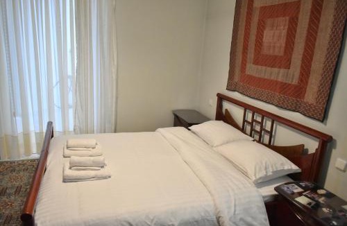 Trikala Apartment | Comfortable Apartment Opposite The Park