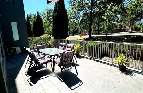 Braddon Apartment | Comfortable & Spacious -2bd 2bth