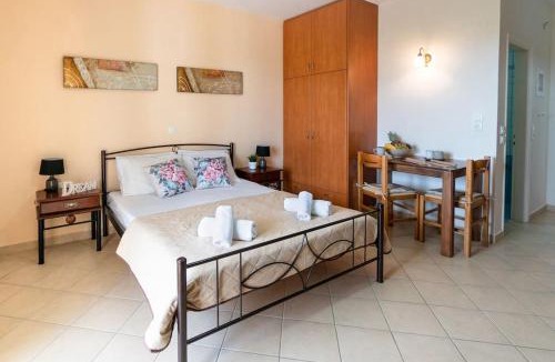Amoudi Apartment | Comfy Studio at Klelia Cottage
