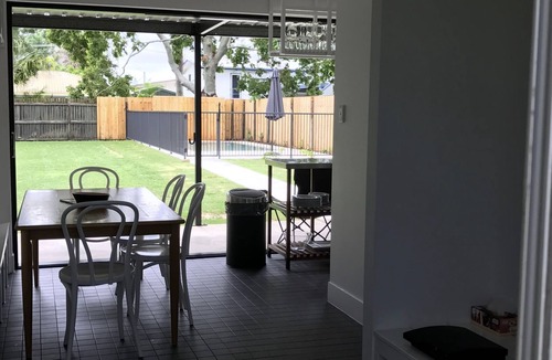 South Mackay House | Compact single level home with pool and huge fenced yard
