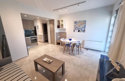 Lambi Apartment | Connie's Beach House
