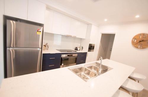Seymour House | Contemporary ‘Esprit’ with river reserve access