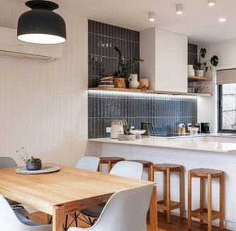 South Launceston House | Convenient luxury home, minutes to CBD + hospital