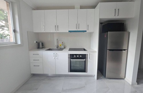 Cabramatta House | Convenient new private entire home in the heart of Little Saigon.n