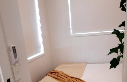 Gatton Cabin | Convenient Tiny House ~ Lockyer Valley Gatton