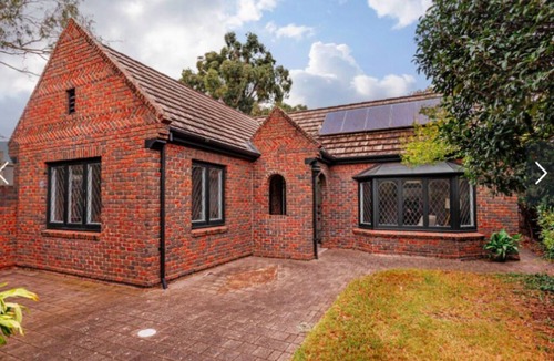 Hawthorn House | Conventional home to enjoy UnleyPark Lifestyle