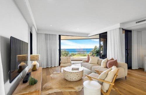 Coolum Beach Apartment | Coolum First Bay 121