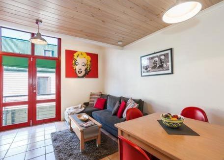 Lorne Apartment | Cora Lynn - Apartment 18