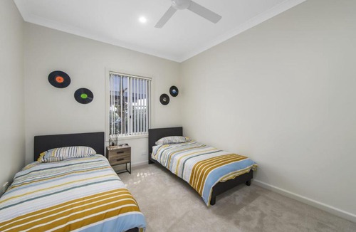 Crescent Head House | Corakuna 3 Korogora Street