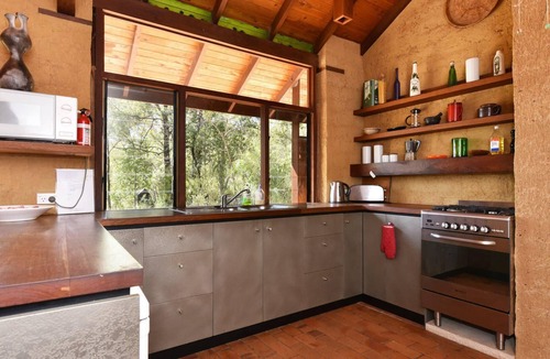 Broke Cottage | Corymbia Cottage Brokes Secluded Escape for max 4