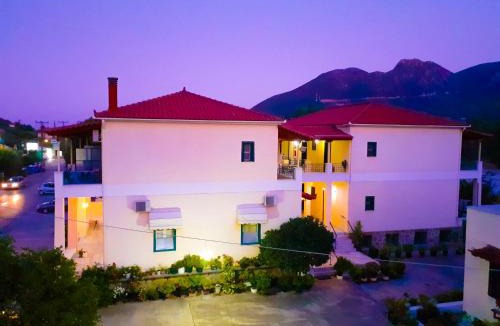 Leonidio Apartment | Costa-Rini Hotel