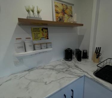 Geilston Bay House | Cosy Getaway for 2