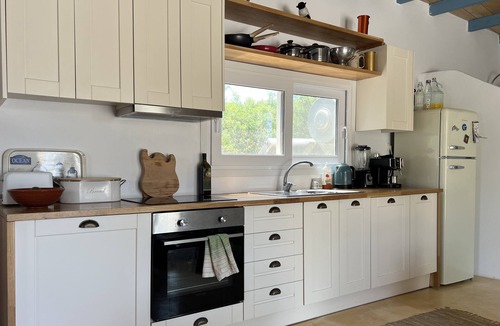 Paros Apartment | Cosy open plan studio for couples or singles