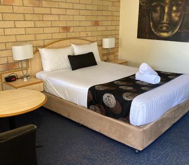 Cotswold Hills Hotel | Cotswold Motor Inn