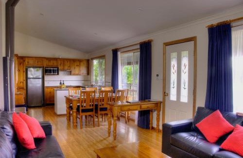 Lovedale House | Cottages on Lovedale - Cottage No. 2