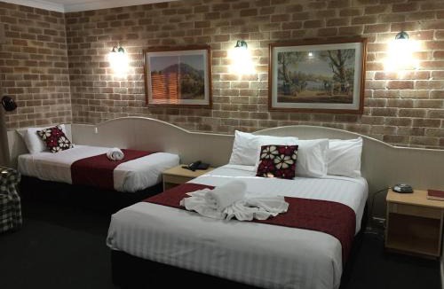 South Toowoomba Hotel | Country Gardens Motor Inn