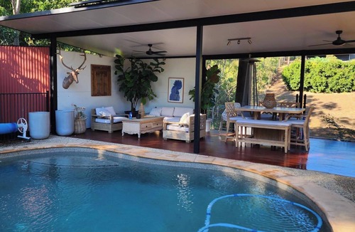Mount Crosby House | Country style retreat in Mount Crosby