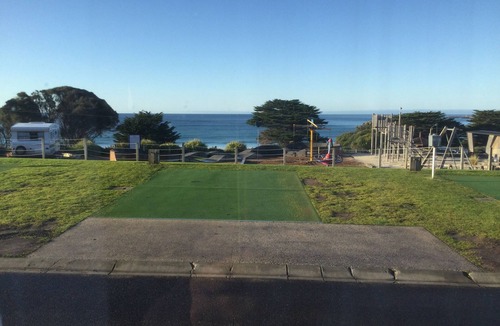 Apollo Bay Cabin | Cozy Cabin with Ocean Views on the Great Ocean Road