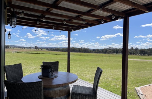 Frog Rock Cottage | Cozy cottage at Frog Rock, uninterrupted mountain views.