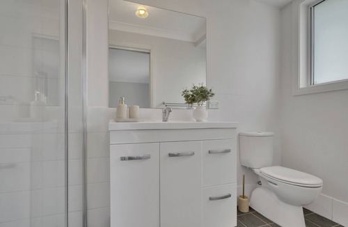Dubbo House | Cozy Dubbo retreat - close to the zoo