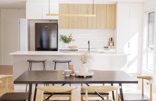 Sullivan's Cove House | Cozy Home Close to Beach and Hobart CBD