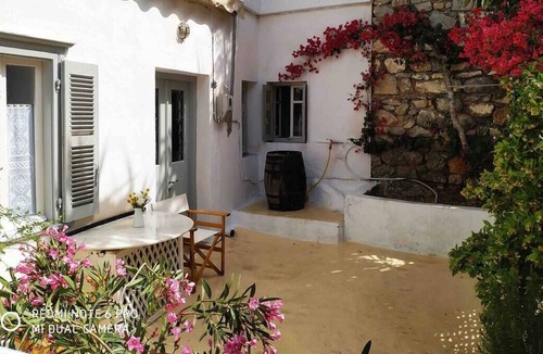 Keratea Apartment | Cozy house in Kamini