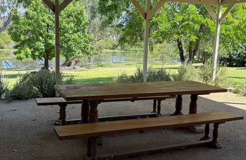 Nagambie House | Cozy Riverside Property with River Access & Boat Ramp and Dock
