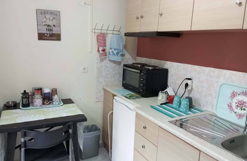 Mytilene Apartment | Cozy Single Studio Apartment-22