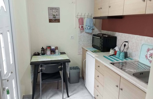 Mytilene Apartment | Cozy Single Studio Apartment-22