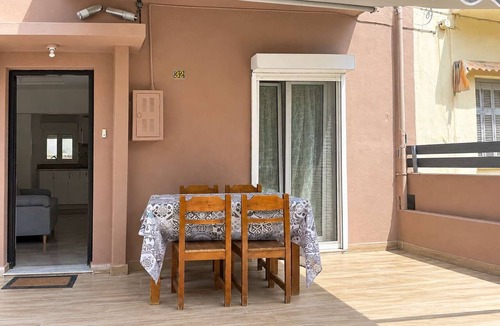 Moschato-Tavros Apartment | Cozy Stay in Athens near the Metro Station Mosxato