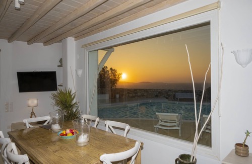 Agios Ioannis Villa | Cozy villa, family friendly,private pool, sunset views overlooking the Aegean.
