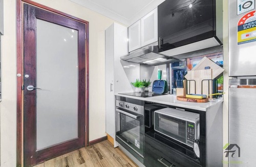 Cranebrook House | Cranebrook Leisurely Home