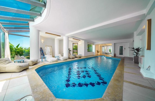 Violi Charaki House | Crethion A Private Cretan Sanctuary , Pool, Jacuzzi, Gym & Entertainment