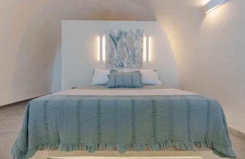 Vothon Villa | Crown Cactus Cave Suite